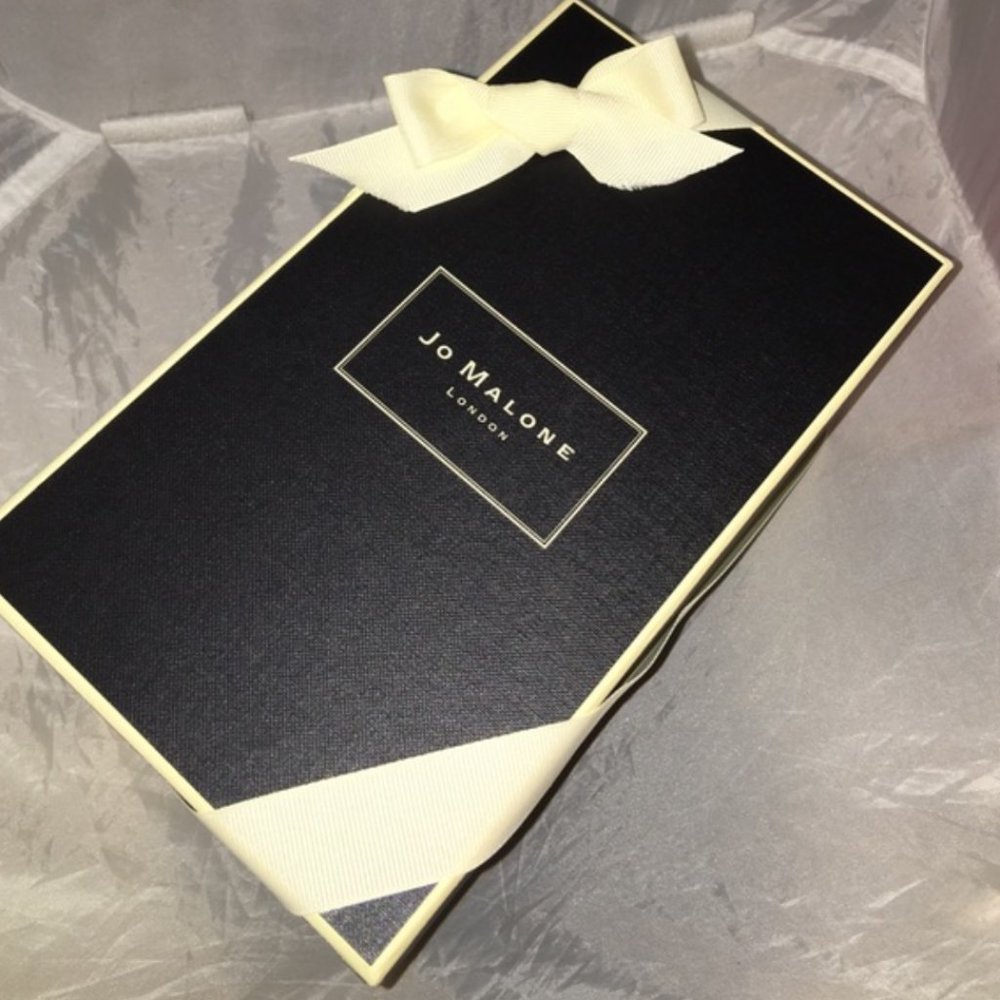 Jo Malone Classic Black Gift Box Ribbon New